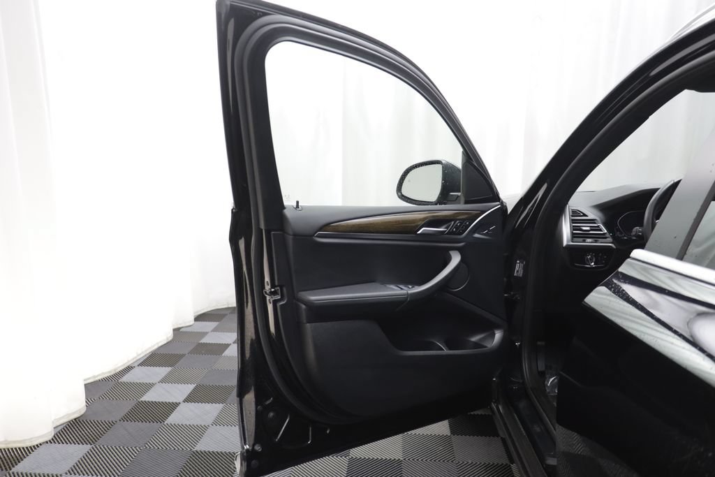 Used 2022 BMW X3 xDrive30i AWD/4WD image 4