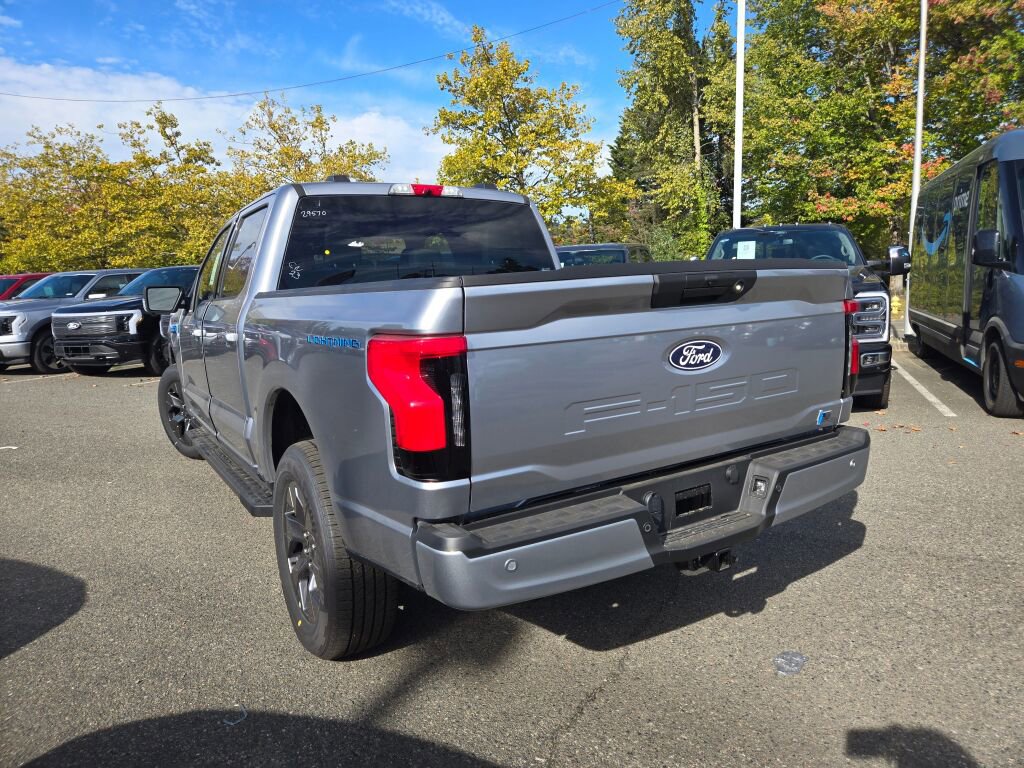 New 2025 Ford F150 Lightning Flash AWD/4WD image 7