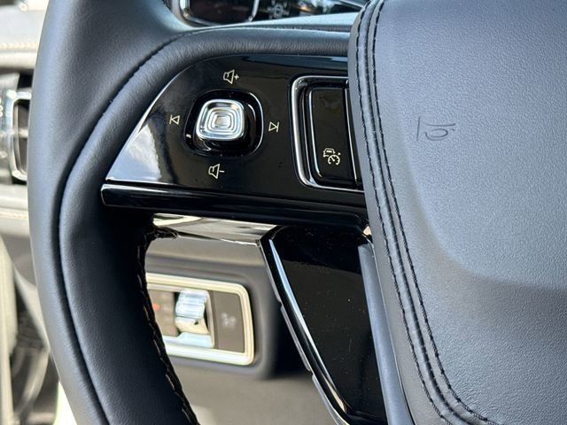 New 2026 Lincoln Aviator 2WD image 41