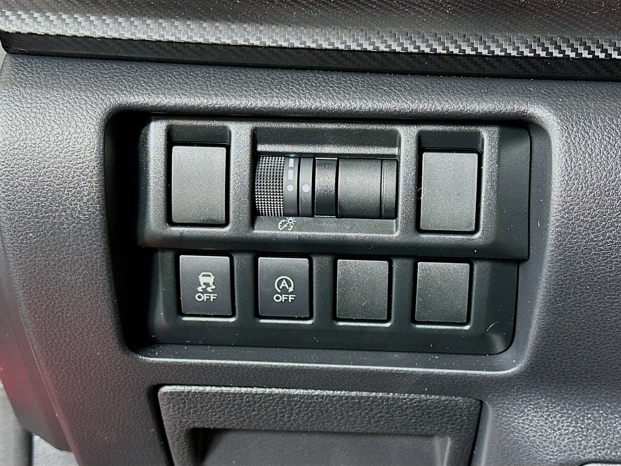 Used 2023 Subaru Crosstrek 2.0i AWD/4WD image 17