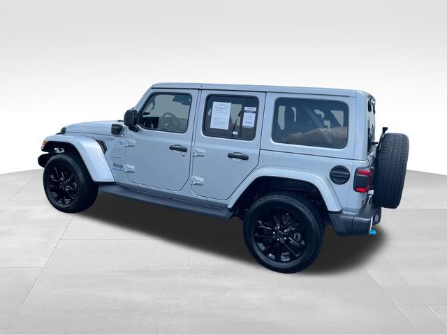 Used 2024 Jeep Wrangler Unlimited Sahara w/ Technology Group AWD/4WD video 3