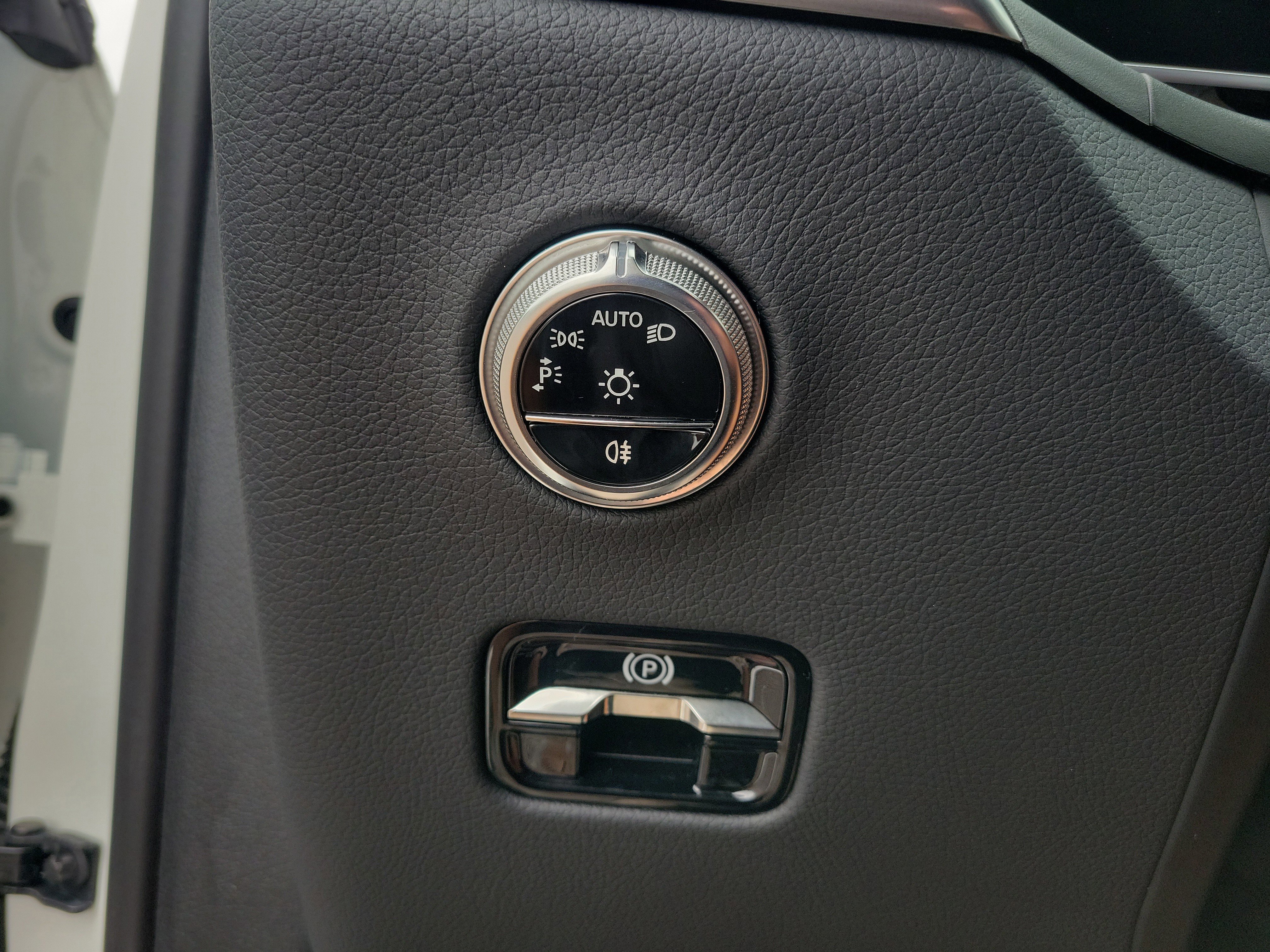 Certified 2026 Mercedes-Benz GLC 300 image 20