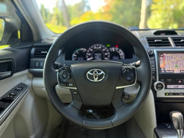 Used 2012 Toyota Camry XLE w/ Leather Pkg FWD image 22