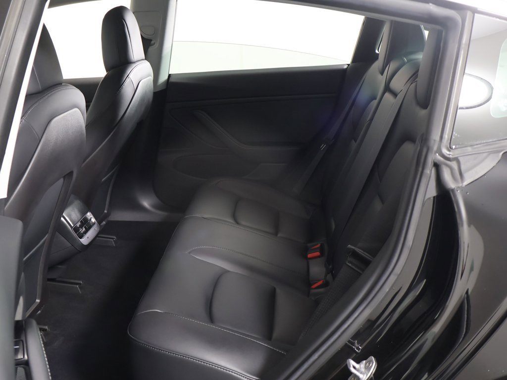 Used 2019 Tesla Model 3 Standard Range Plus image 31