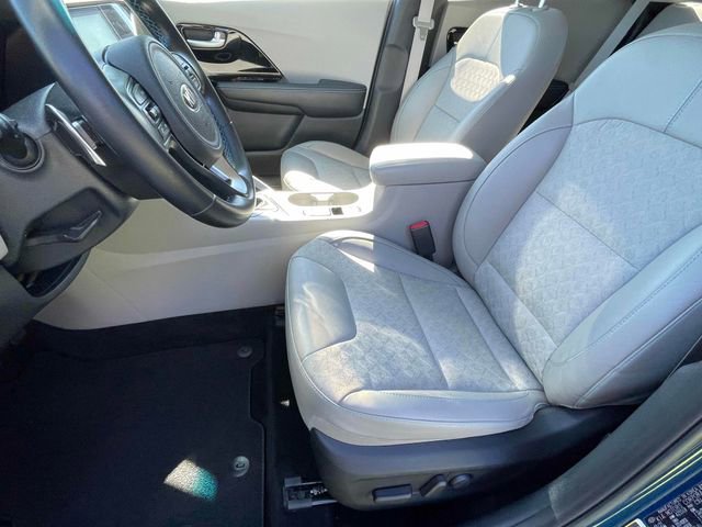 Used 2021 Kia Niro Touring image 24