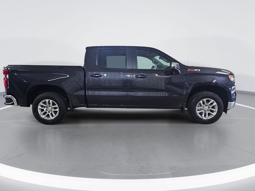 Certified 2023 Chevrolet Silverado 1500 LT AWD/4WD image 2