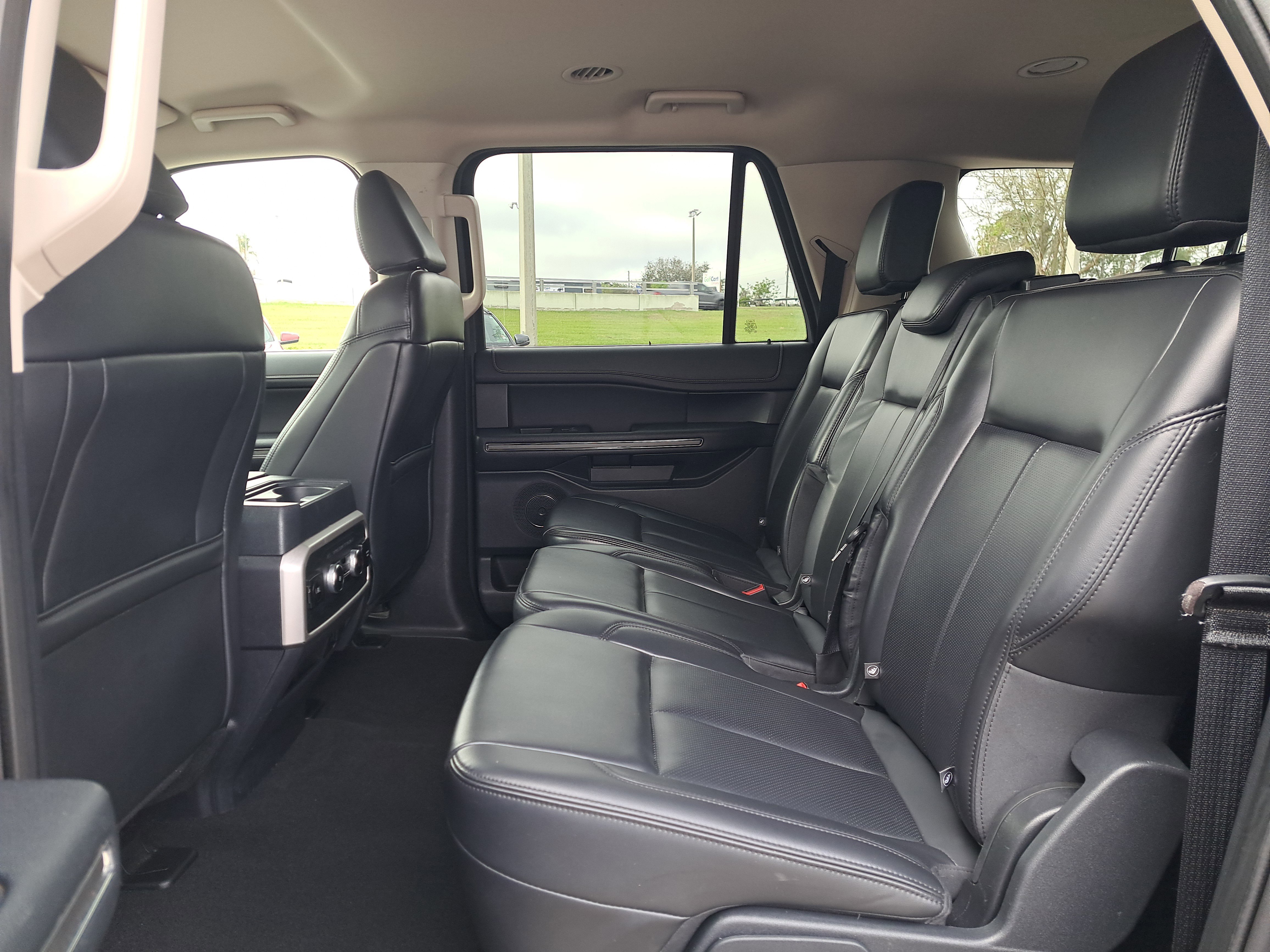 Used 2024 Ford Expedition Max XLT AWD/4WD image 18