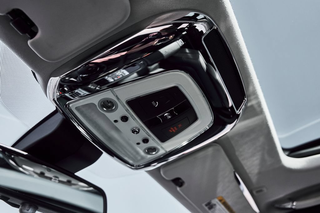 Used 2014 Rolls-Royce Ghost RWD image 87