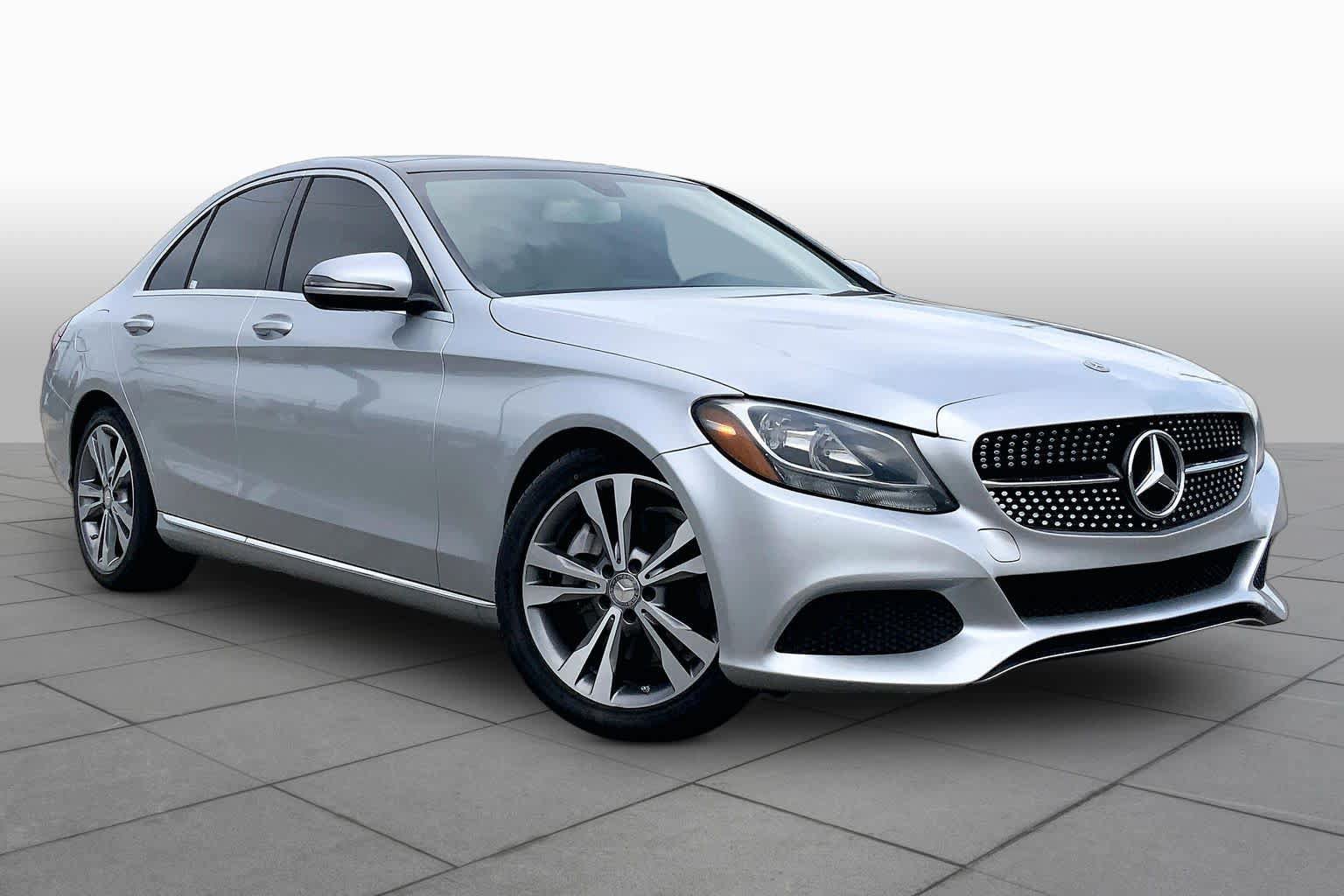 Used 2018 Mercedes-Benz C 300 Sedan image 5