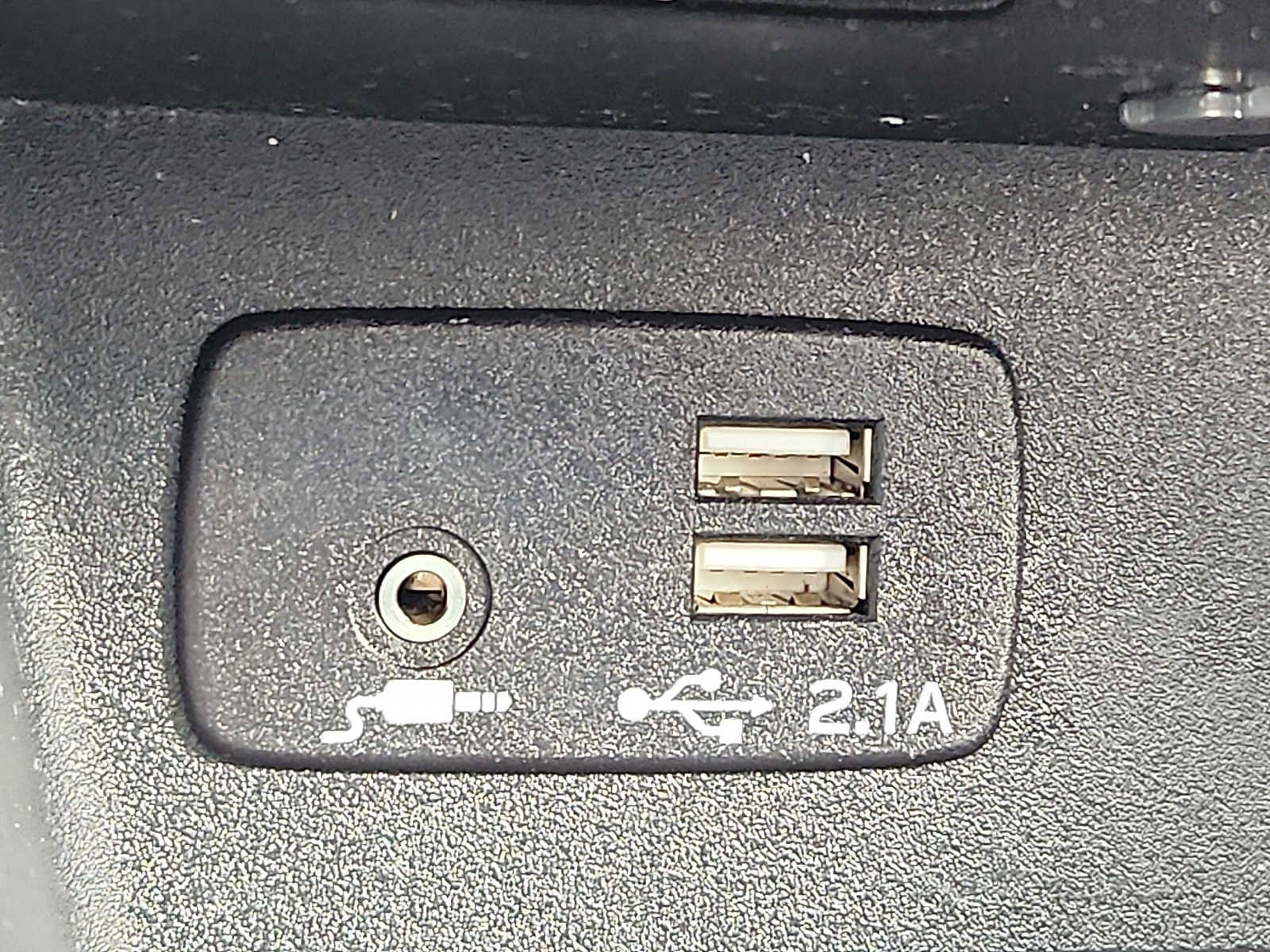 Used 2023 Subaru Forester Premium image 24