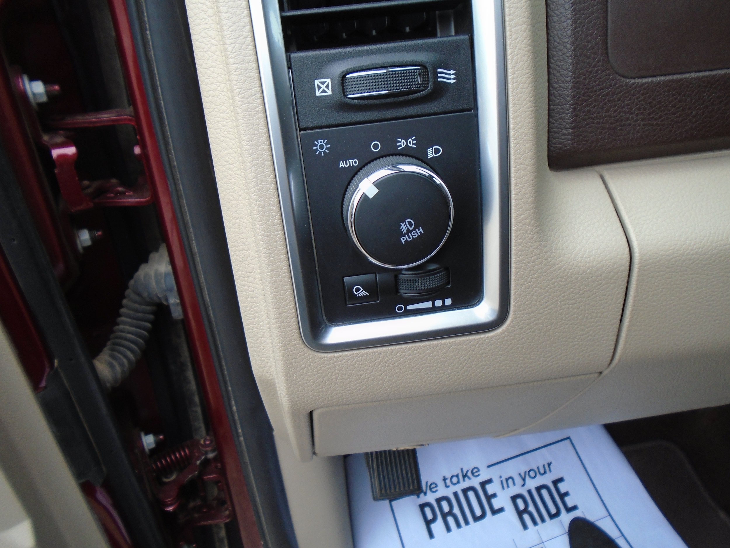 Used 2017 RAM 3500 Big Horn AWD/4WD image 16