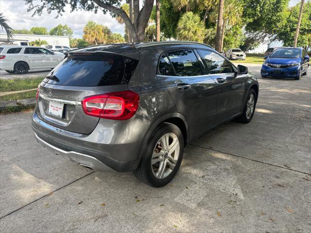 Used 2018 Mercedes-Benz GLA 250 4MATIC image 7