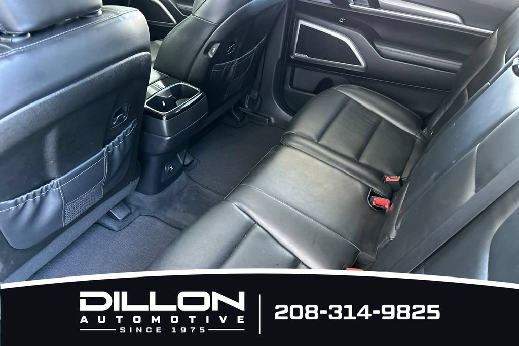 Used 2020 Kia Telluride S w/ S 8 Passenger Seating Package AWD/4WD image 15