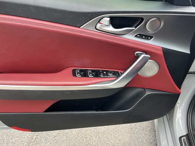 Used 2019 Kia Stinger GT2 RWD image 31
