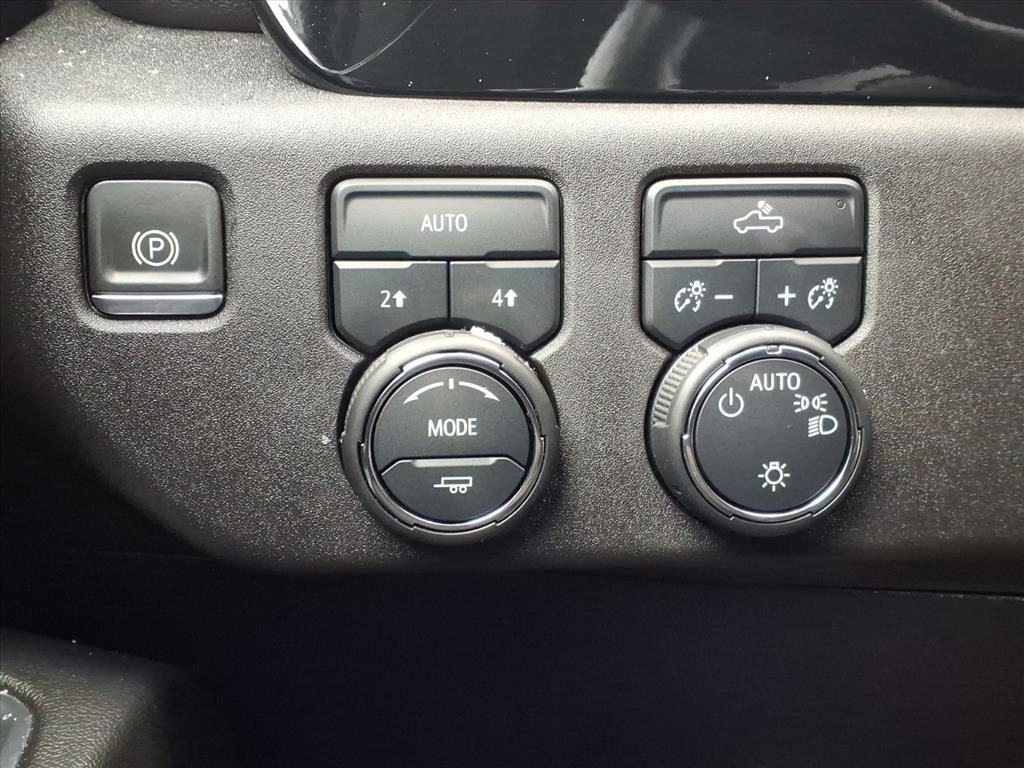 Certified 2024 Chevrolet Silverado 1500 LT image 22