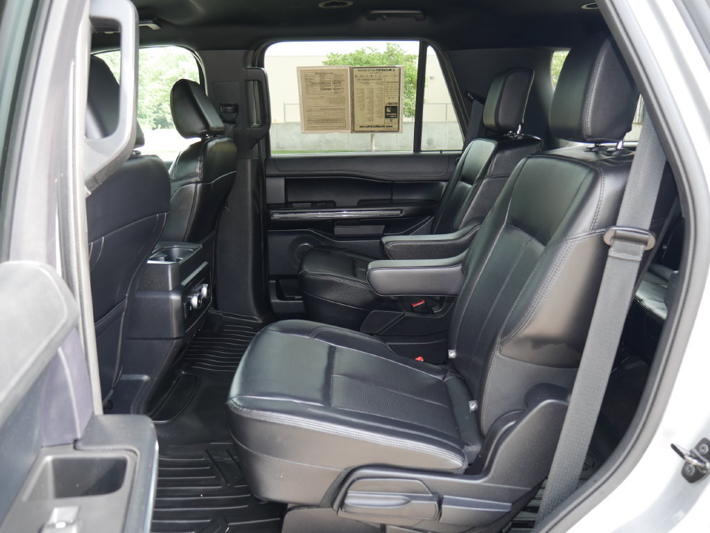 Used 2021 Ford Expedition XLT AWD/4WD image 26