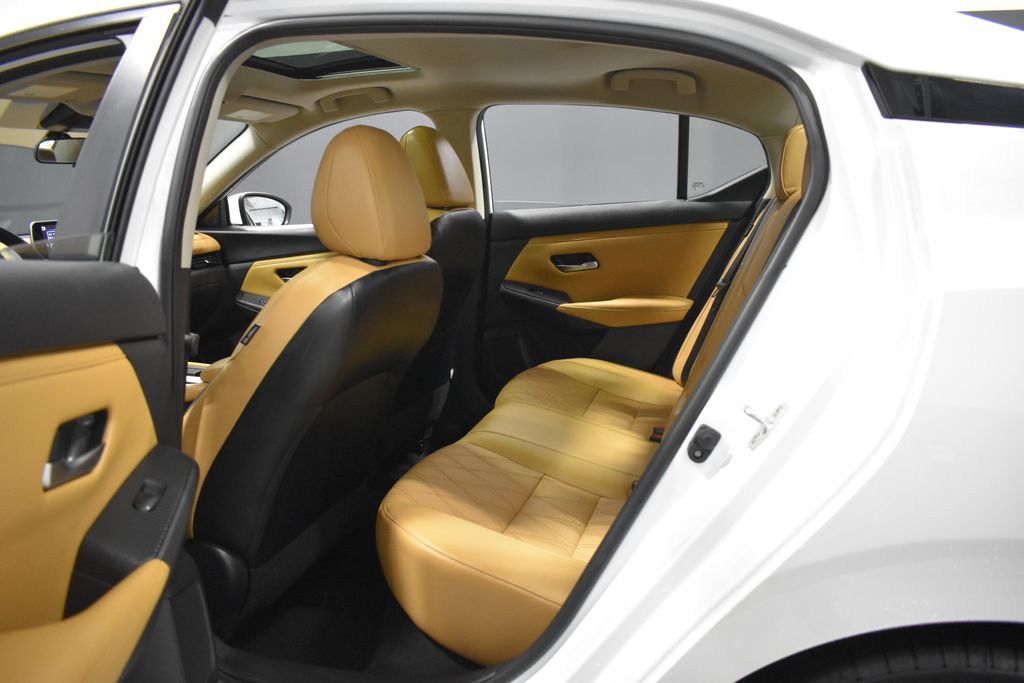 Certified 2023 Nissan Sentra SV w/ SV Premium Package FWD image 32