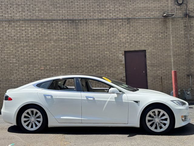 Used 2018 Tesla Model S 100D AWD/4WD image 7