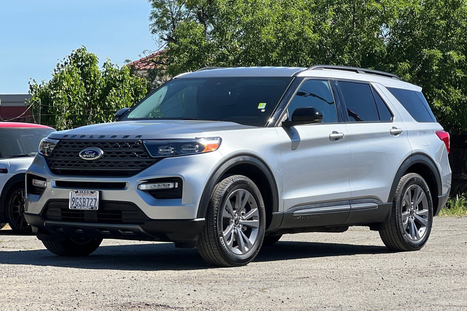 Certified 2023 Ford Explorer XLT w/ Equipment Group 202A image 8