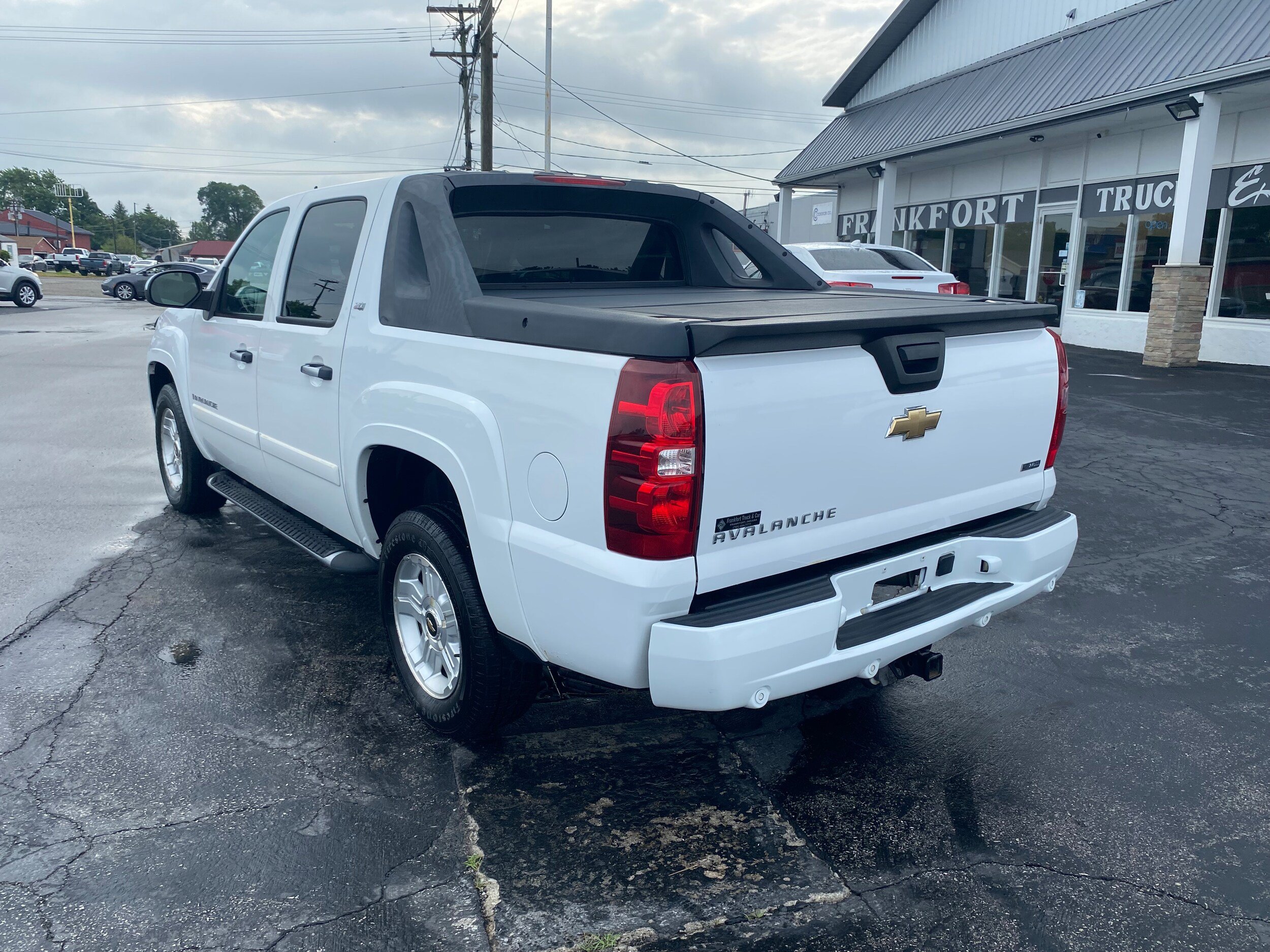 Used 2008 Chevrolet Avalanche LT w/ LT Preferred Equipment Group AWD/4WD image 7