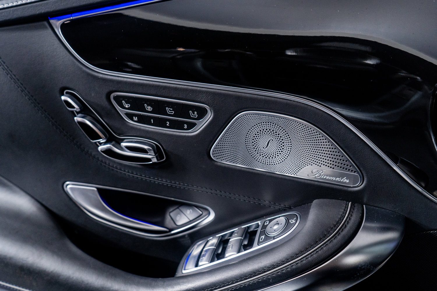 Used 2017 Mercedes-Benz S 550 Cabriolet image 35