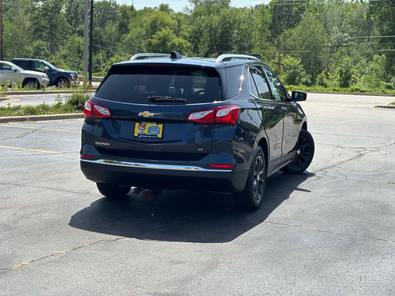 Used 2018 Chevrolet Equinox LT w/ Sun & Infotainment Package FWD image 8