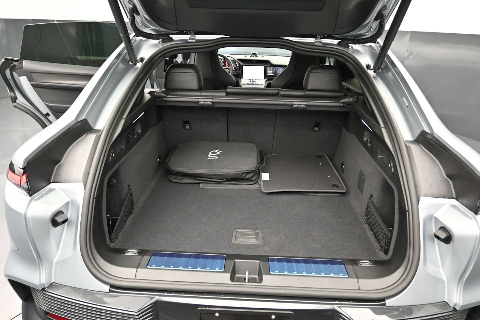 New 2026 Porsche Cayenne S AWD/4WD image 26