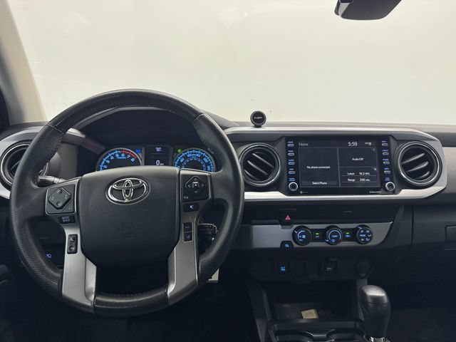 Used 2020 Toyota Tacoma SR5 w/ SR5 Appearance Package (SM) RWD image 2