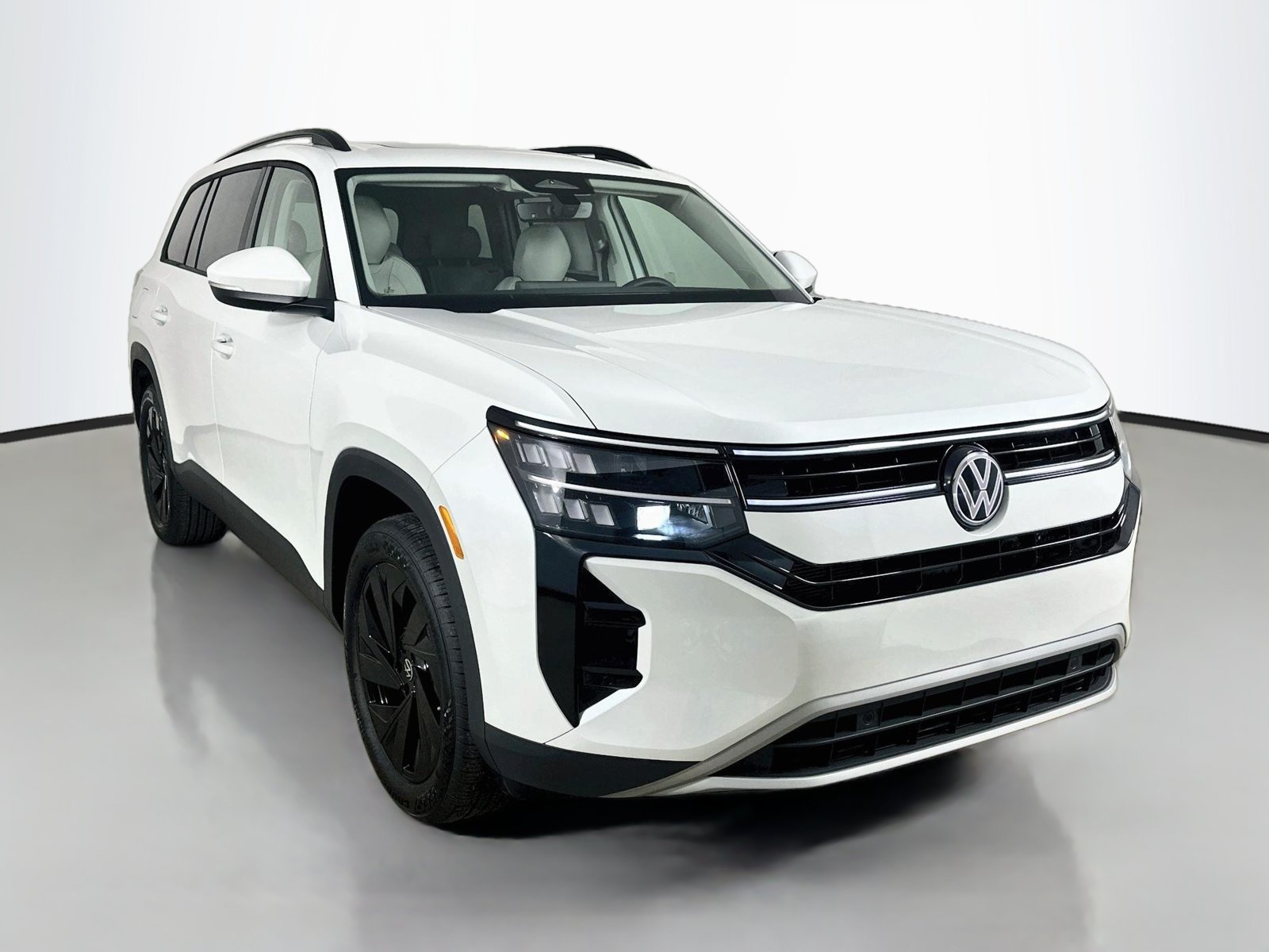 New 2027 Volkswagen Atlas SE AWD/4WD image 3