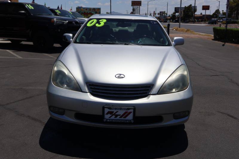 Used 2003 Lexus ES 330 FWD image 2