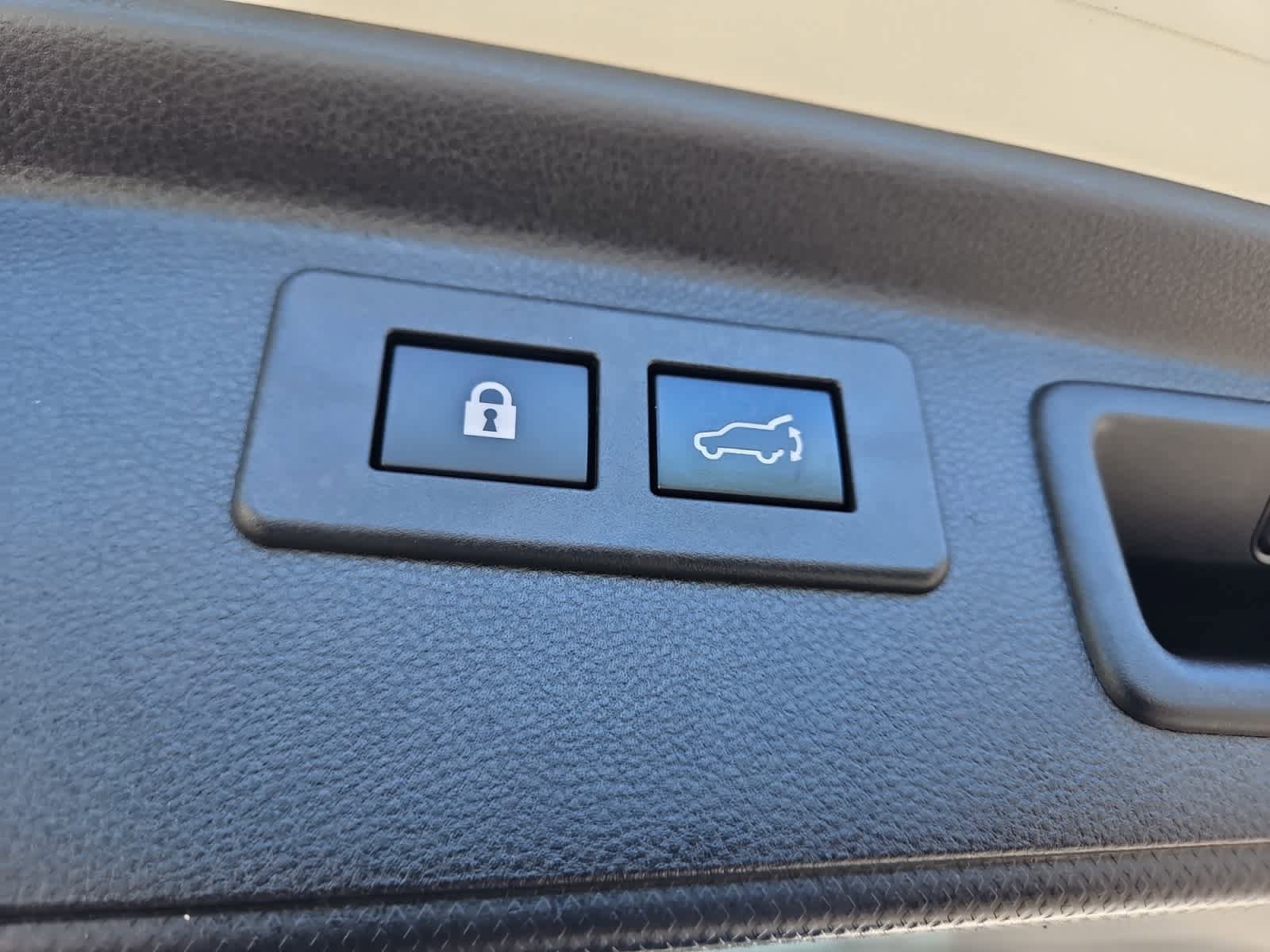 Used 2020 Subaru Forester Touring AWD/4WD image 18