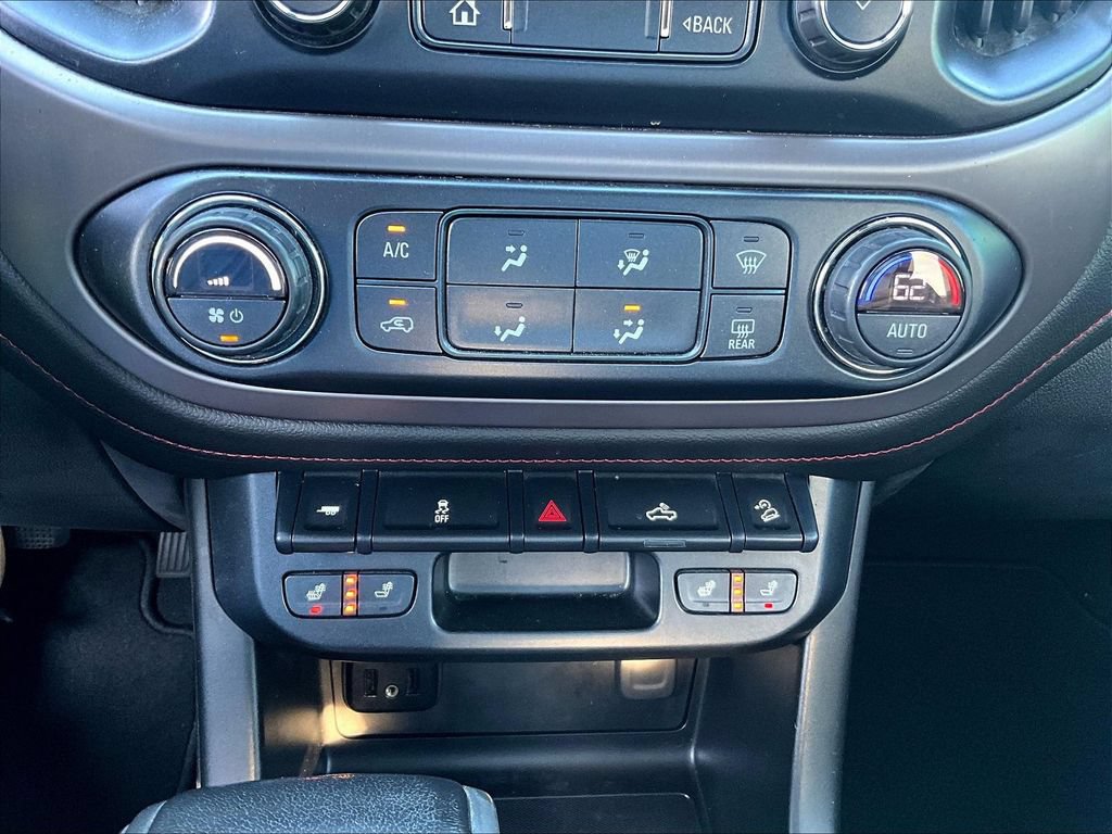 Used 2019 GMC Canyon All Terrain w/ Trailering Package AWD/4WD image 16
