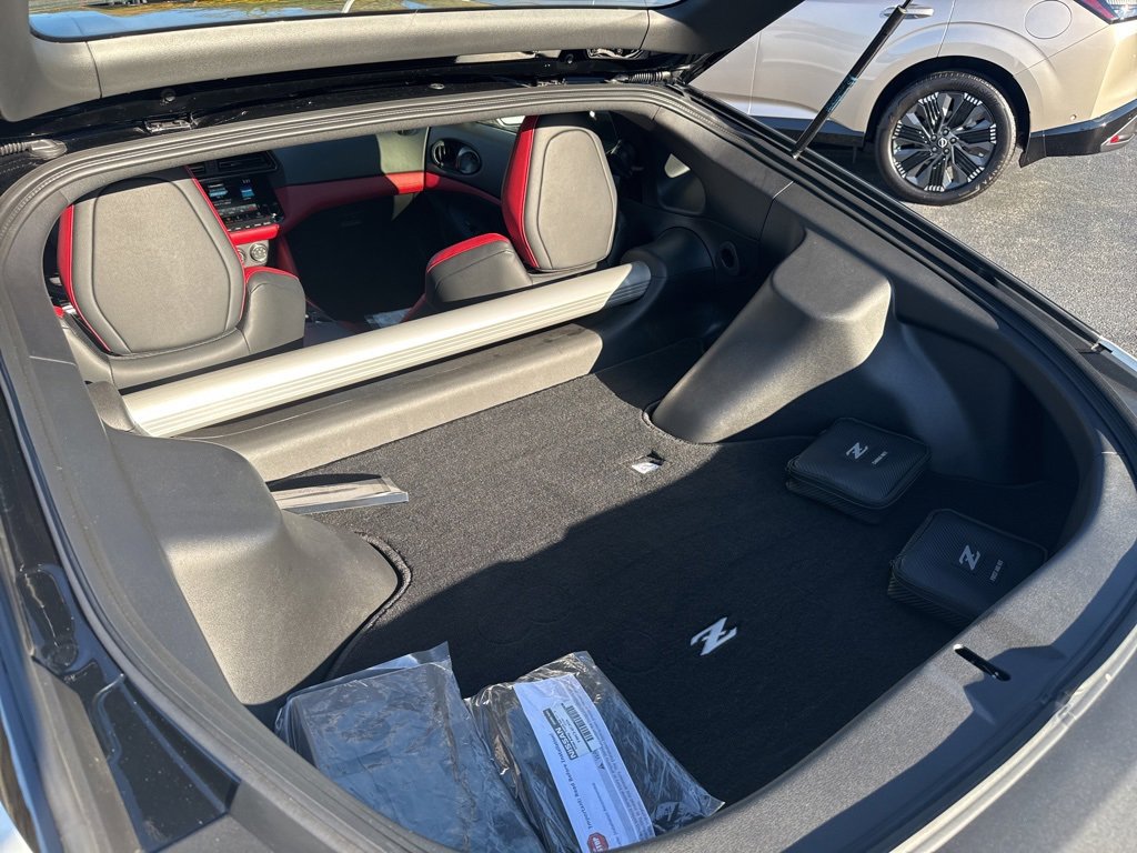 Used 2024 Nissan Z Performance w/ Floor Mat Package image 7