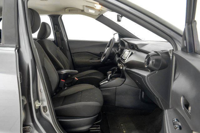 Used 2020 Nissan Kicks S w/ Interior Electronics Package FWD image 33