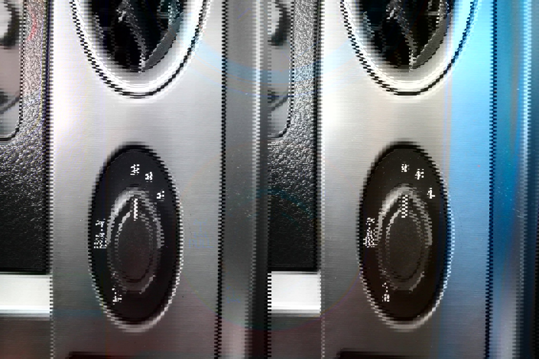 Used 2013 Ford F150 Raptor w/ Luxury Equipment Group image 35