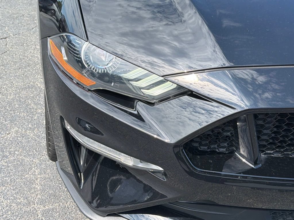 Used 2022 Ford Mustang GT Premium w/ Black Accent Package RWD image 22