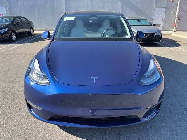 Used 2024 Tesla Model Y Long Range AWD/4WD image 2