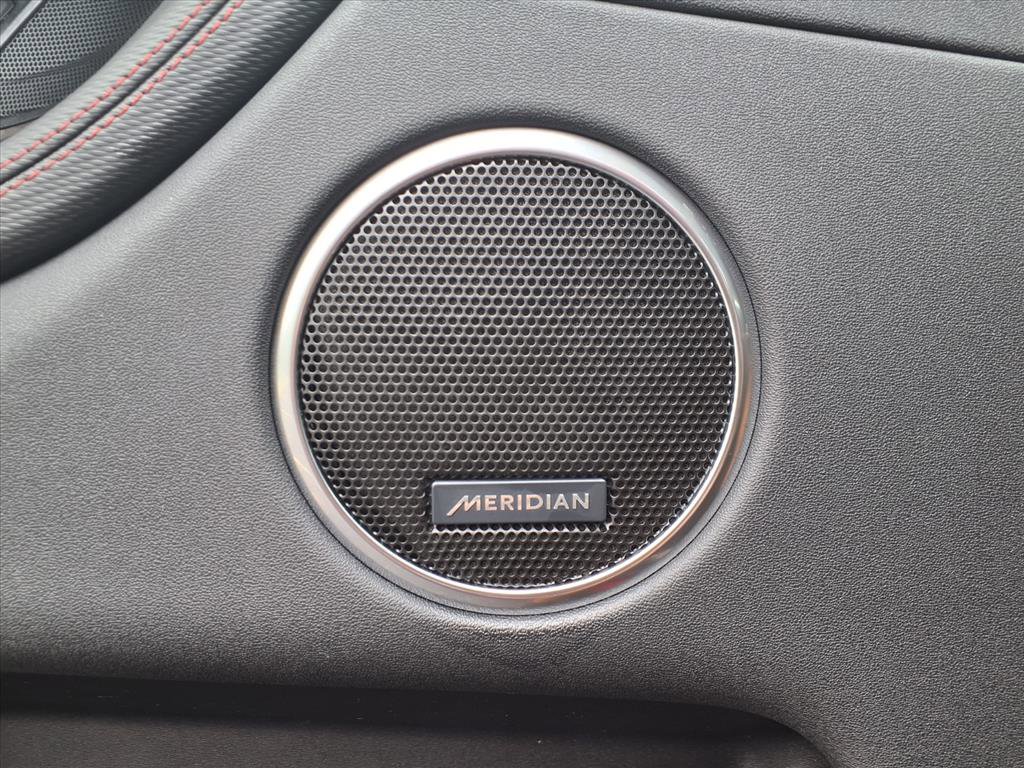 Used 2023 Land Rover Discovery Sport SE R-Dynamic image 21