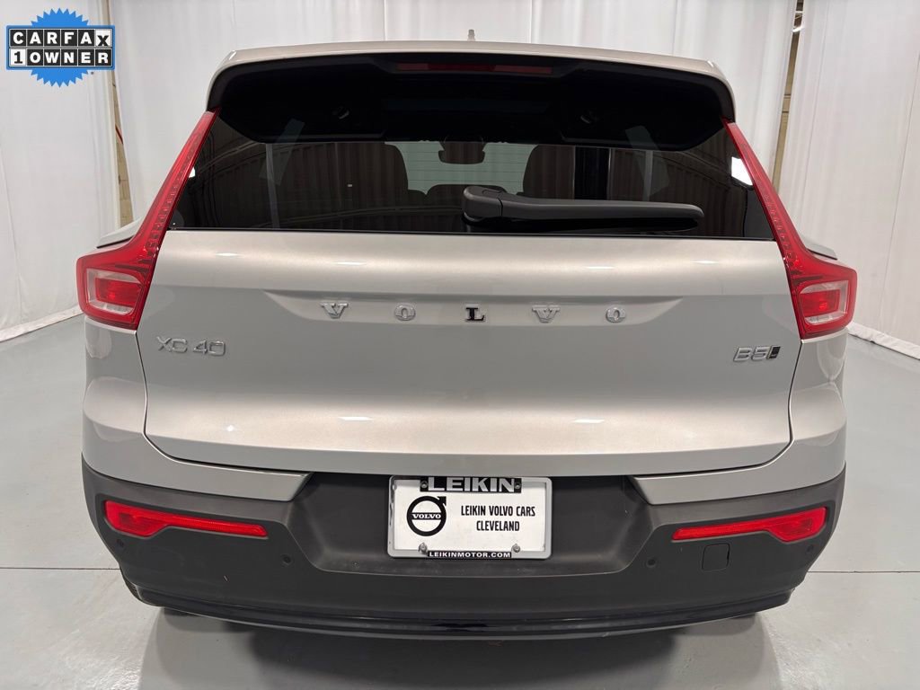 Certified 2025 Volvo XC40 B5 Plus image 7