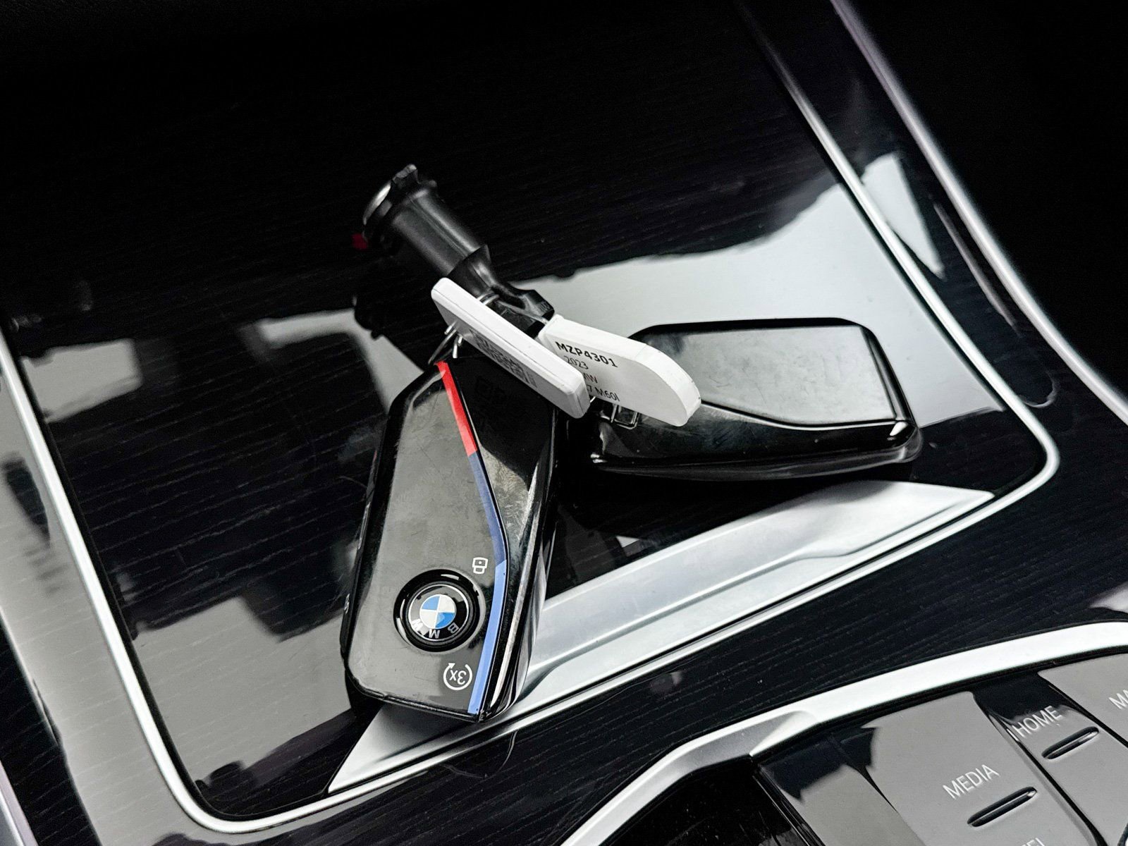 Used 2023 BMW X7 M60i w/ Executive Package AWD/4WD image 45