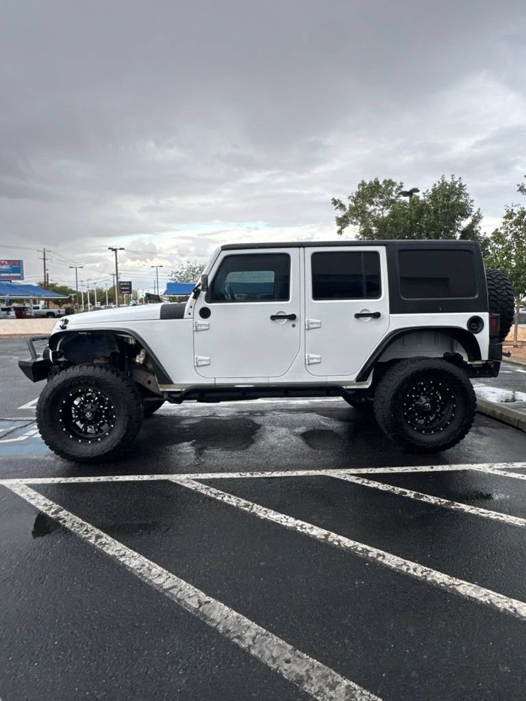 Used 2015 Jeep Wrangler Unlimited Sport AWD/4WD image 5