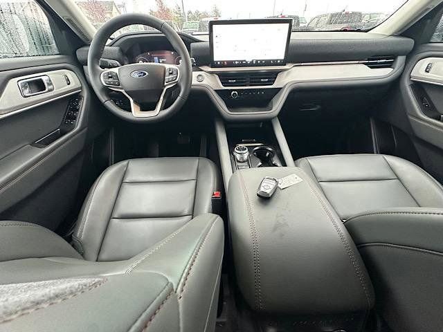 New 2025 Ford Explorer Active w/ Active Comfort Package image 14