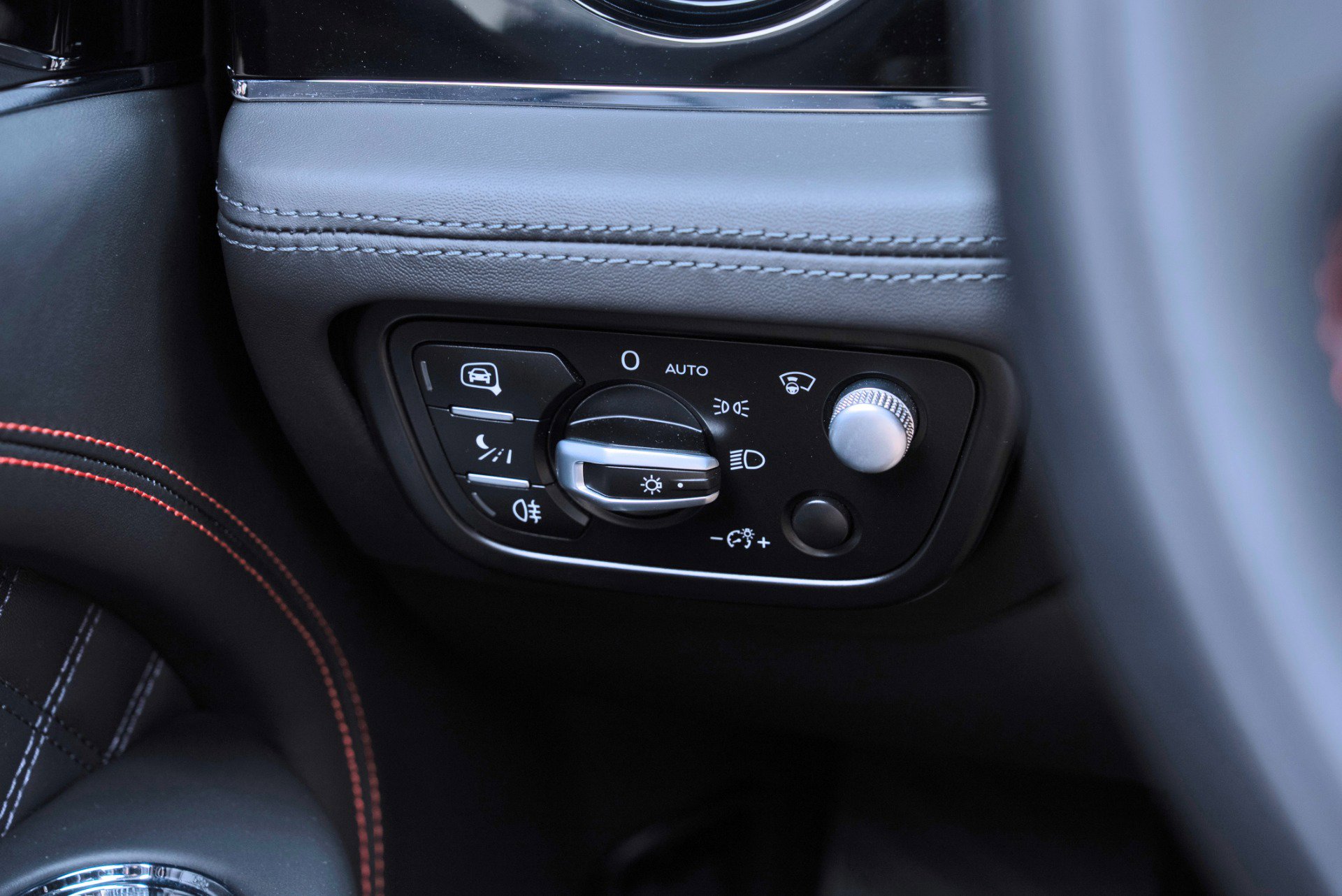 Used 2022 Bentley Bentayga AWD/4WD image 62
