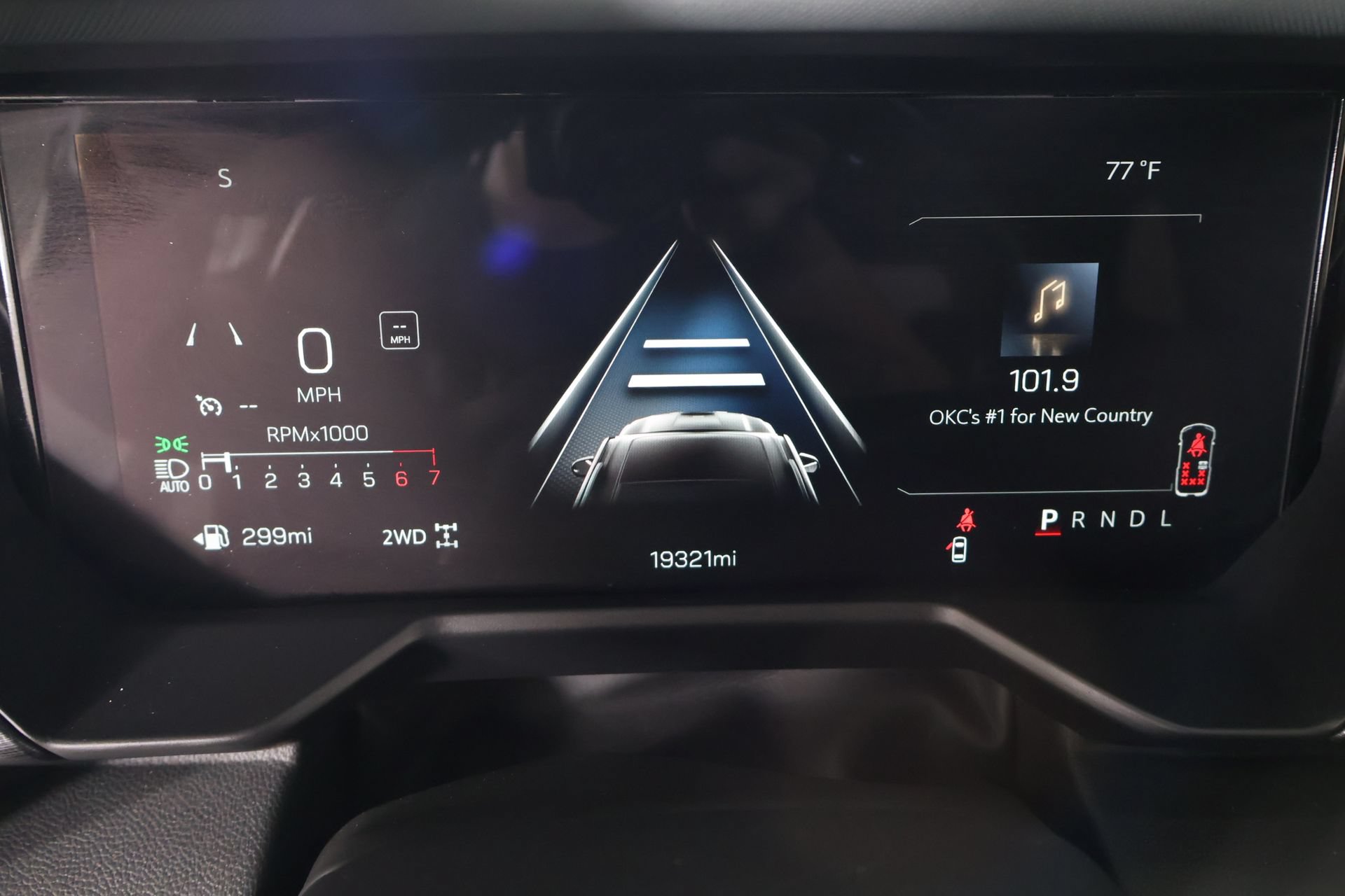 Used 2026 GMC Acadia AT4 w/ Luxury Package AWD/4WD image 4