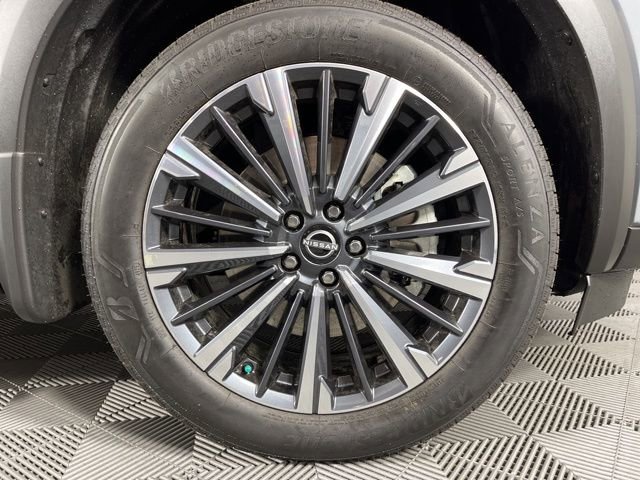 New 2026 Nissan Pathfinder Platinum image 14