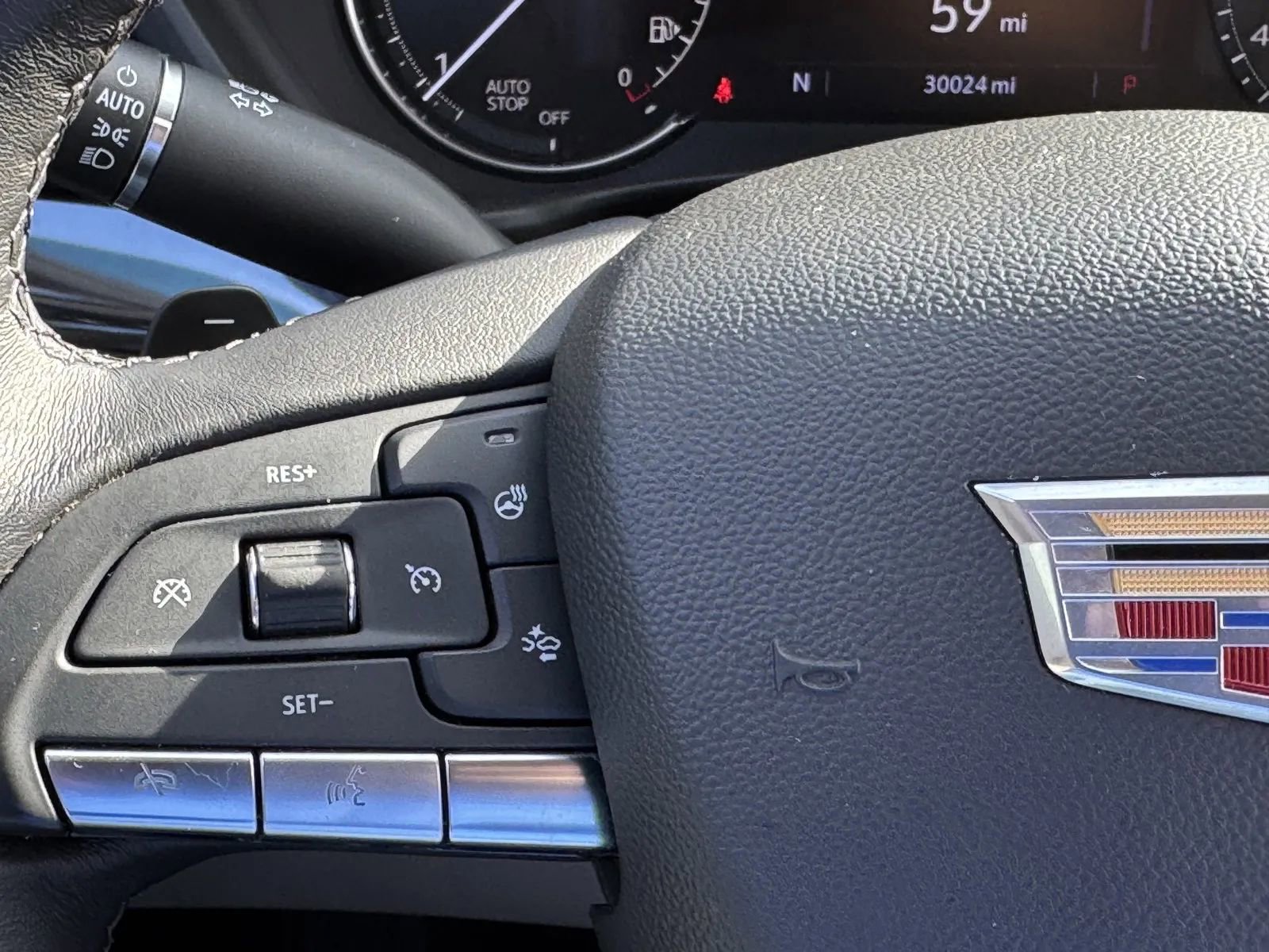 Used 2023 Cadillac XT4 Luxury w/ Cold Weather Package image 19