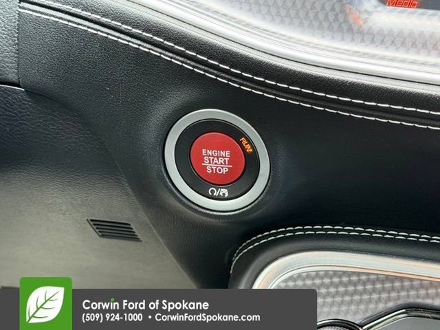 Used 2020 Dodge Challenger SRT Hellcat w/ Plus Package RWD image 30