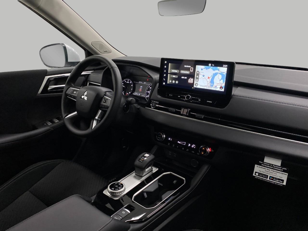 New 2026 Mitsubishi Outlander ES image 18