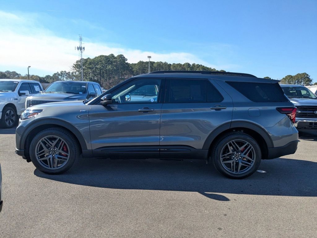 New 2026 Ford Explorer ST-Line image 8