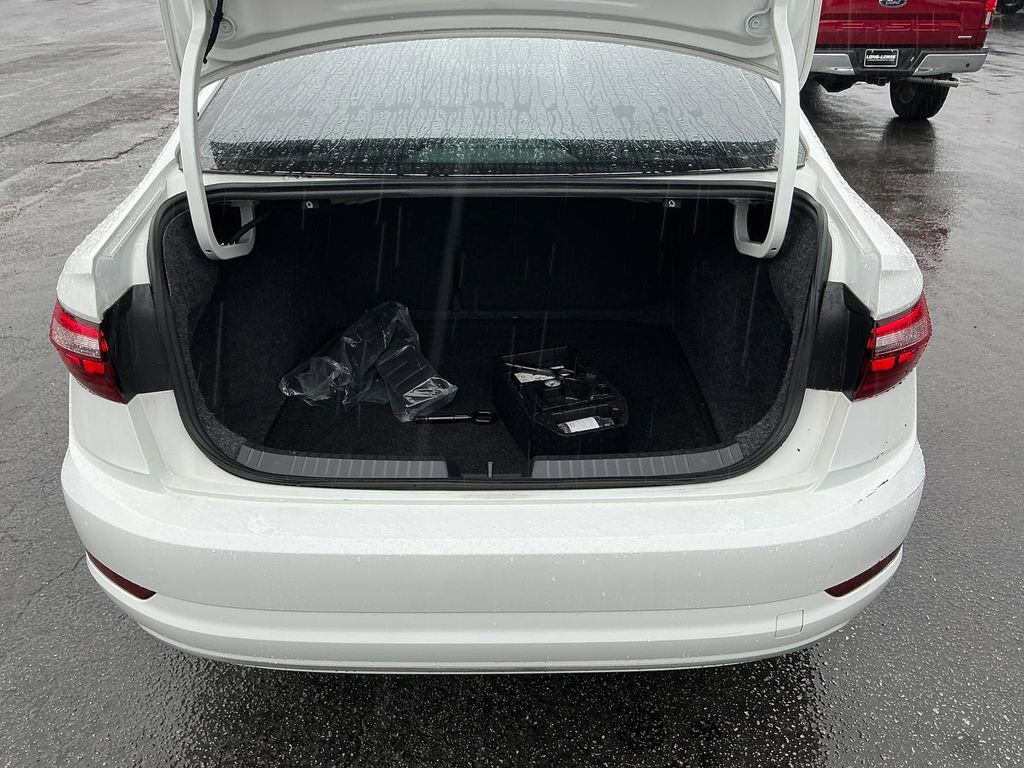 Used 2021 Volkswagen Jetta S image 29